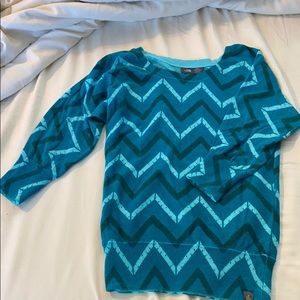 The North Face chevron elbow length Sweater XS